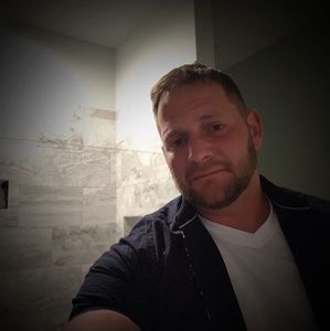 Meet your Posher, Adam